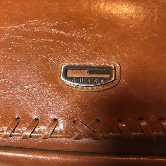 GUESS TAN LEATHER SHOULDER PURSE BAG - Picture 3 of 5